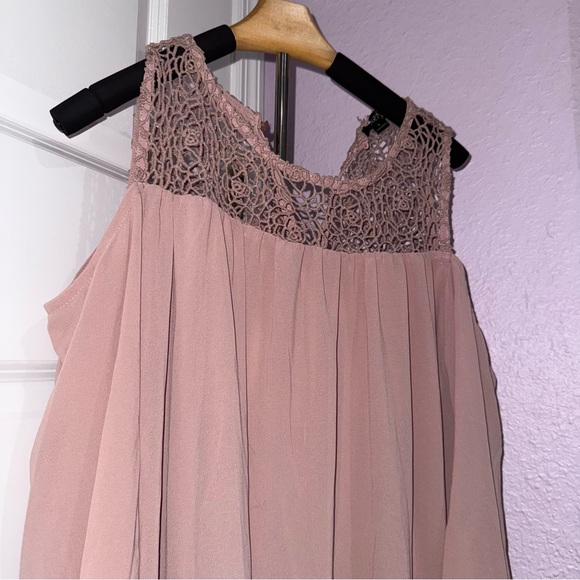 Light Pink Dress - Size Large - Picture 2 of 5